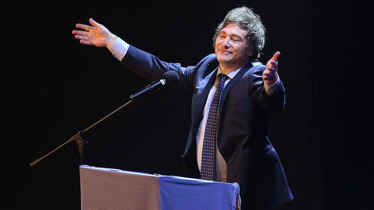 Milei disolvió Vialidad Nacional y se profundiza el desguace del Estado