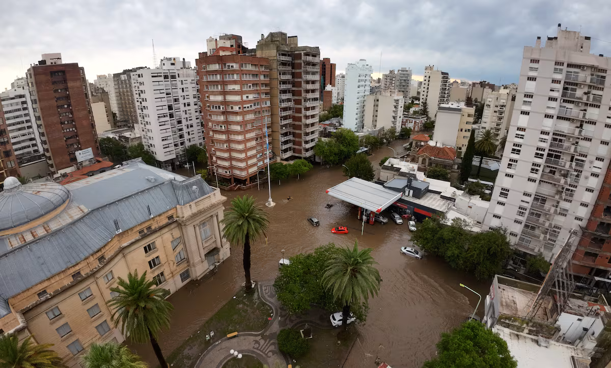 Comerciantes de Bahía Blanca piden un ATP a Nación para cubrir los daños del temporal