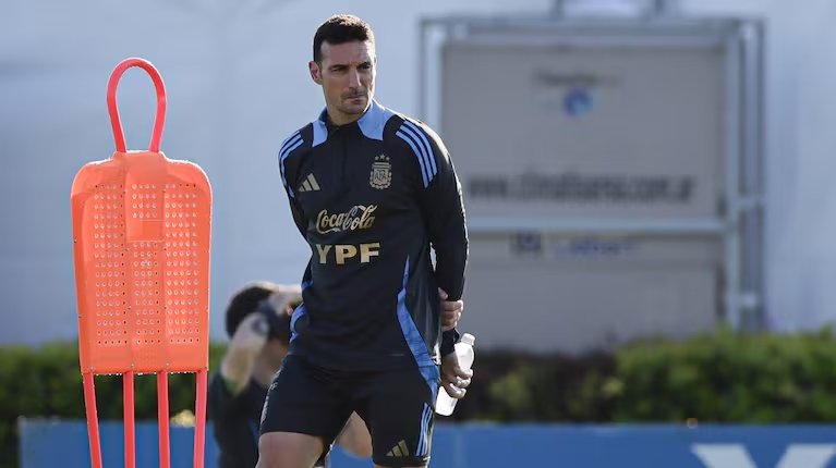  Argentina visita a Uruguay en un duelo clave por las Eliminatorias