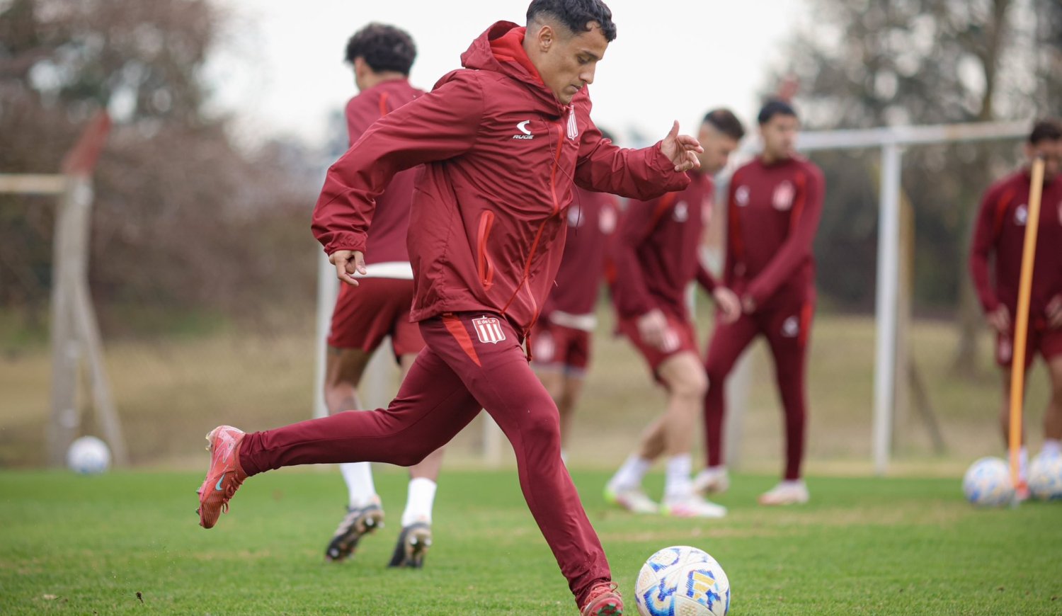 Estudiantes le cierra las puertas a Rojo y pone segunda en la pretemporada