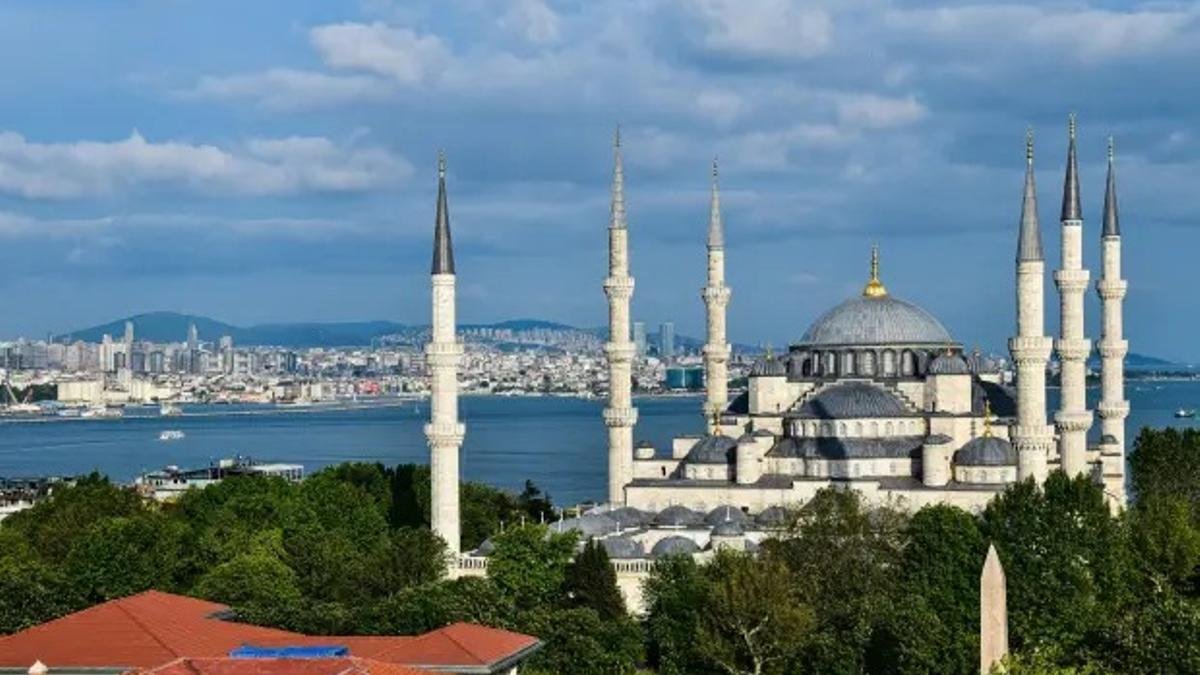  Un terremoto de magnitud 6.2 sacude a Estambul