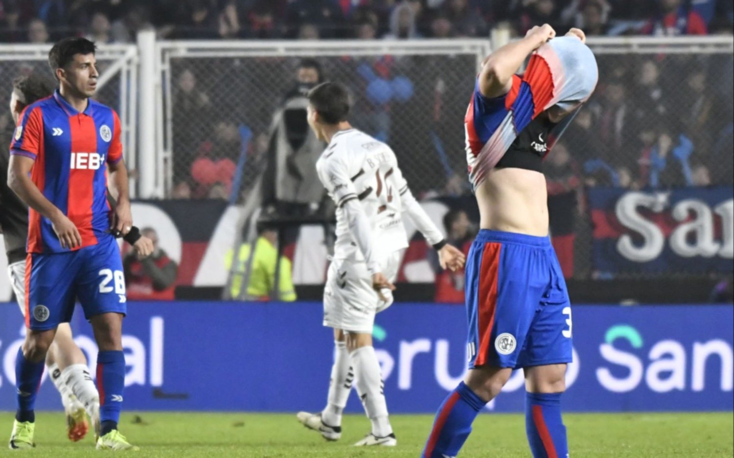 Platense le ganó 1 a 0 a San Lorenzo y......