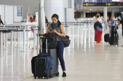 El gobierno de Ecuador pide a su población evitar viajes a Venezuela