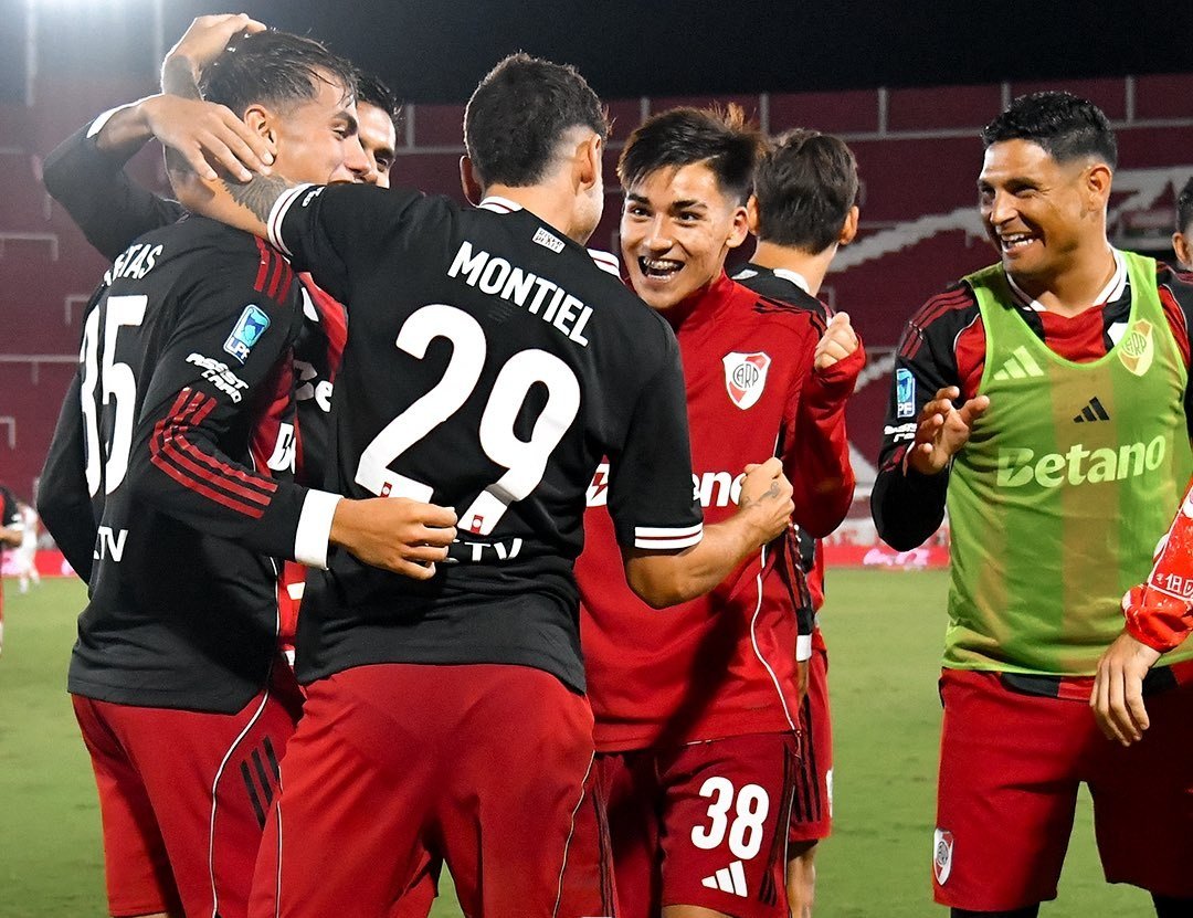 Coudet empezó su ciclo en River con el pie derecho