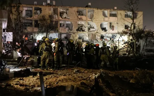 Irán bombardeó el sur de Israel: instalaciones nucleares afectadas y decenas de víctimas