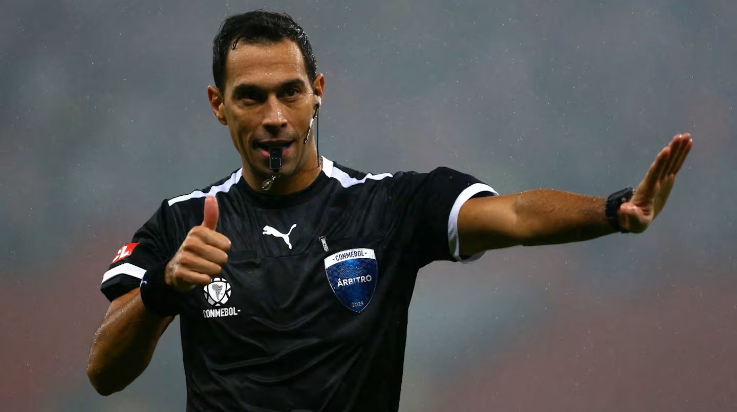 Histórico: la FIFA nombró a 3 árbitros argentinos para el Mundial