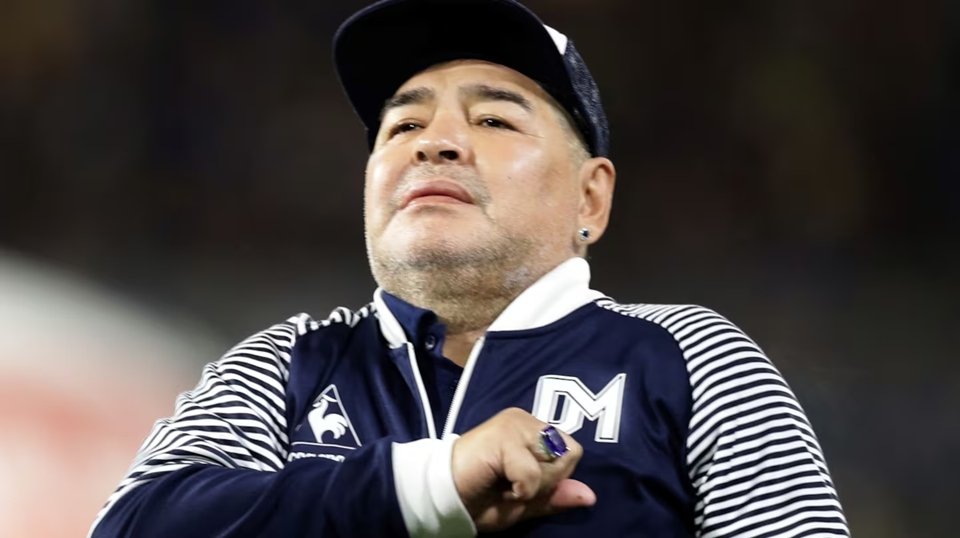 Escándalo en el caso Maradona: Luque mostró imágenes de la autopsia y Gianinna se descompensó