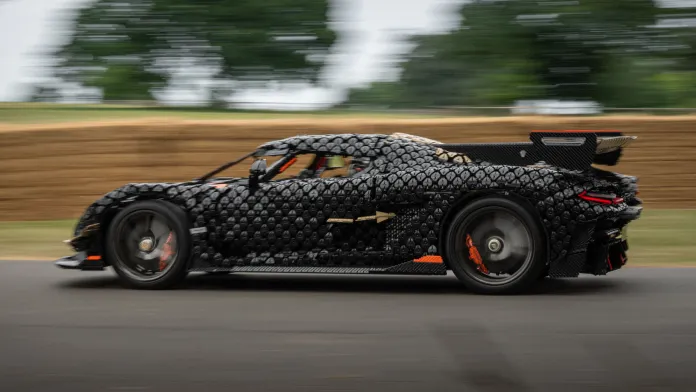 Una réplica de LEGO del superdeportivo Koenigsegg...