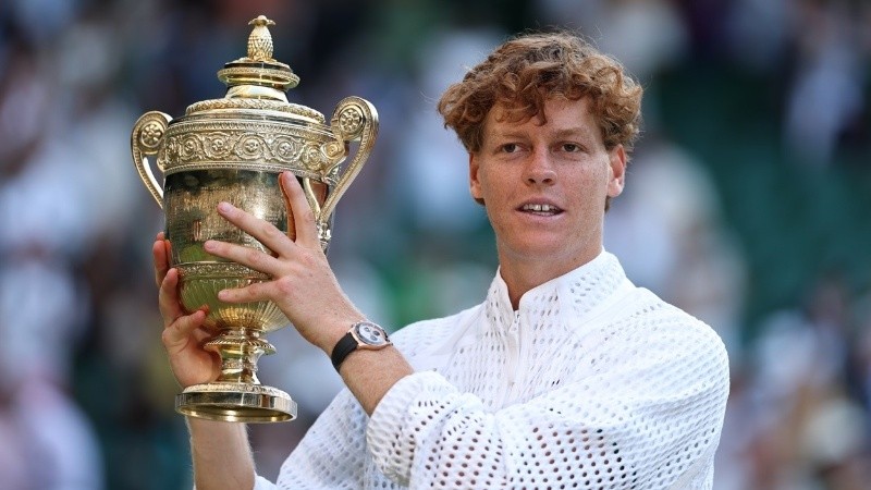 Sinner retuvo la corona en Wimbledon y llegó a su triunfo 100 de Grand Slam
