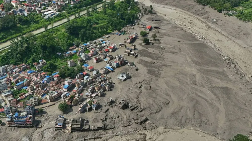 Riada en Nepal y Tíbet: 100 muertos y más de 1.000 desaparecidos