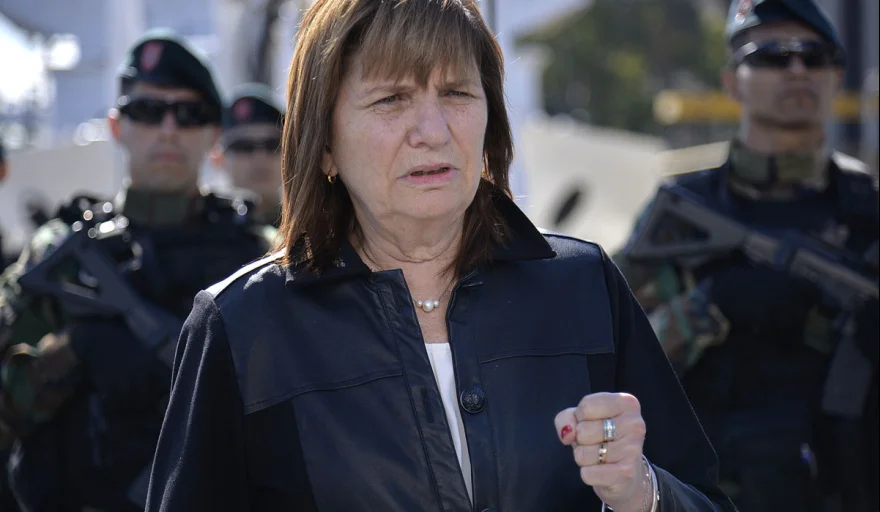 Bullrich alertó que “sigue la puerta giratoria” en la Provincia