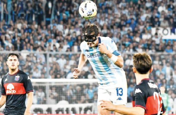 Racing eliminó a Tigre y jugará con Boca en busca de la final