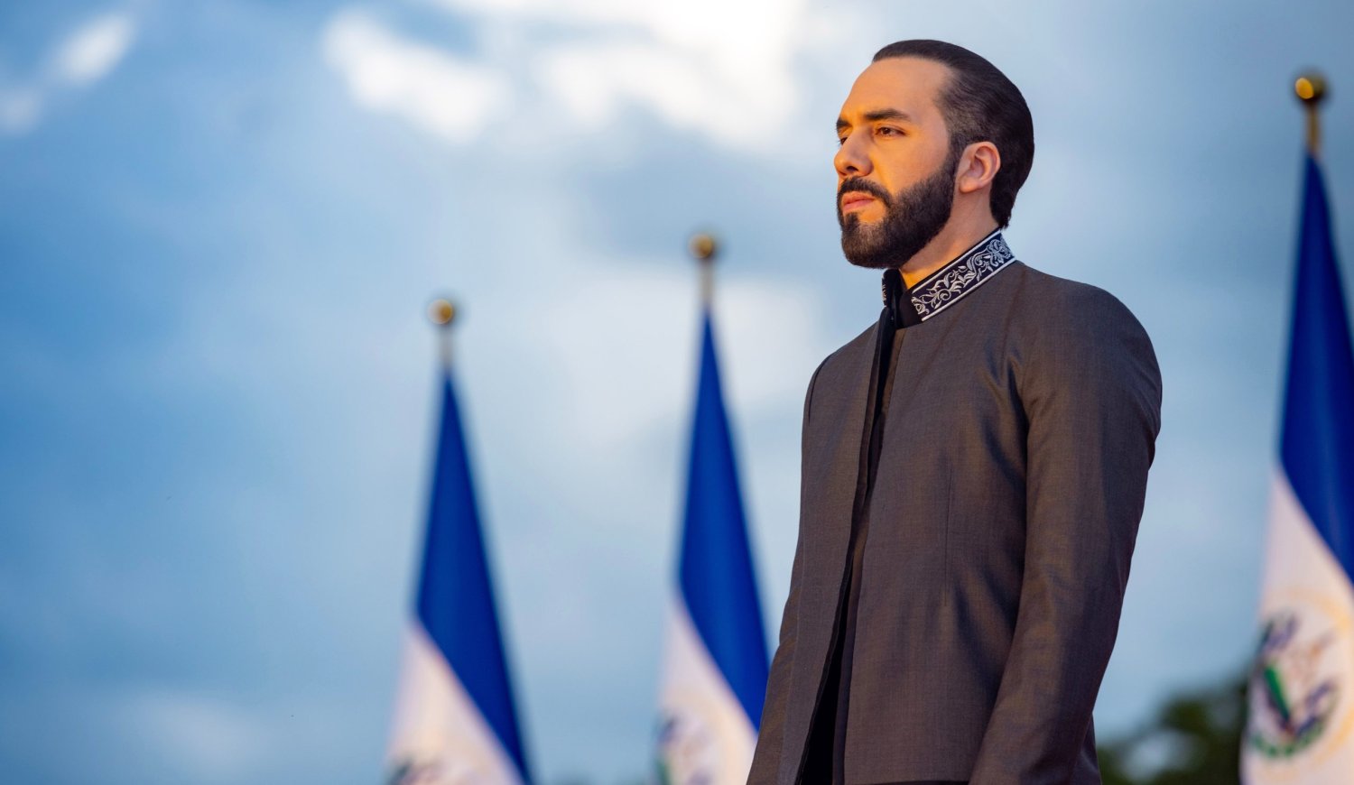 Bukele defendió la reelección indefinida