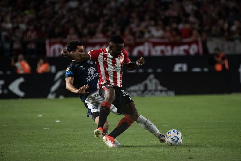 Con bajas y regresos, Estudiantes va por otra alegría en casa