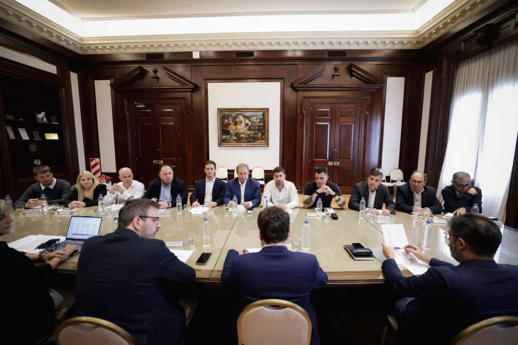 Kicillof firmó convenios con municipios para la compra de bienes de capital