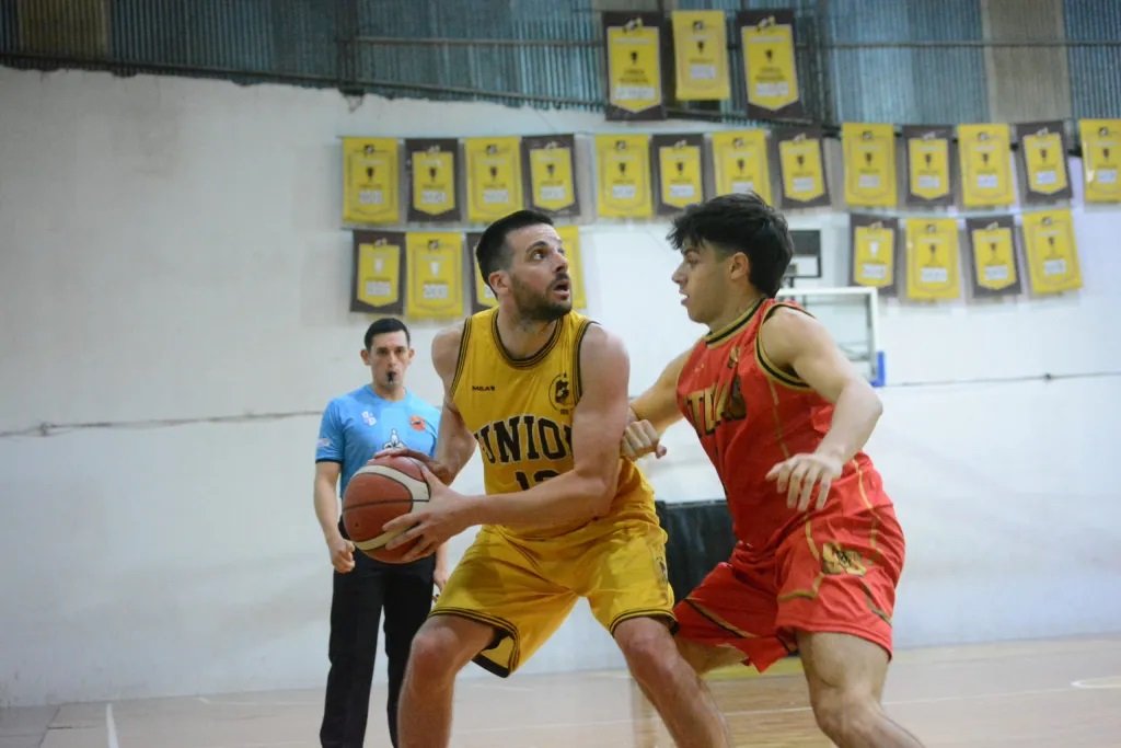 Básquet: Unión y Platense comenzaron con el pie derecho en las semifinales y el repechaje del básquet platense