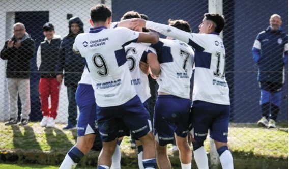 La Reserva del Lobo venció a Lanús, sigue invicta y sueña con pelear arriba