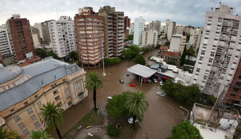 El Gobierno de Milei aplicó un recorte millonario al fondo de emergencia destinado a los damnificados de Bahía Blanca