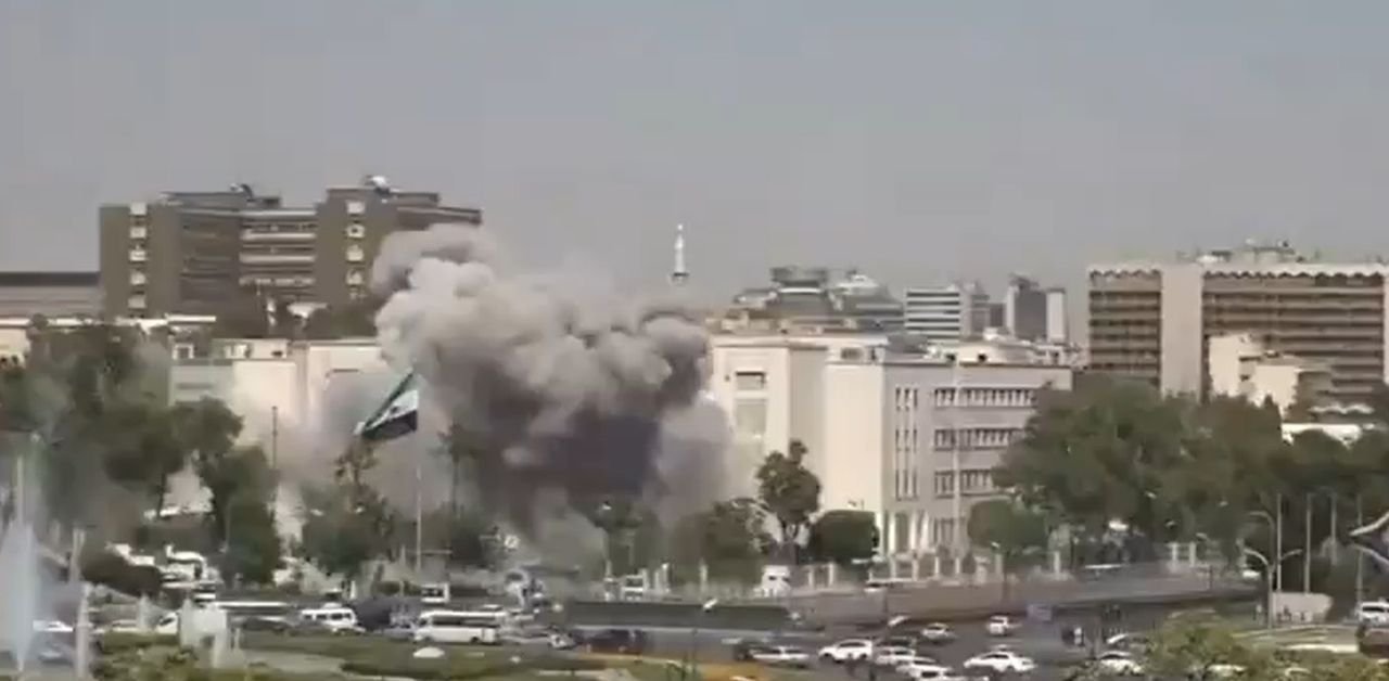 Israel bombardeó el Ministerio de Defensa de Siria