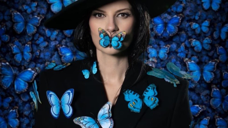 "Mi homenaje a Argentina": el tributo de Laura Pausini a Fito P&aacute;ez con una versi&oacute;n renovada de Mariposa Tecknicolor