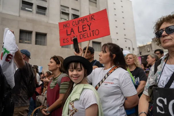 Juez federal ordena al Gobierno cumplir con la Ley de Emergencia en Discapacidad