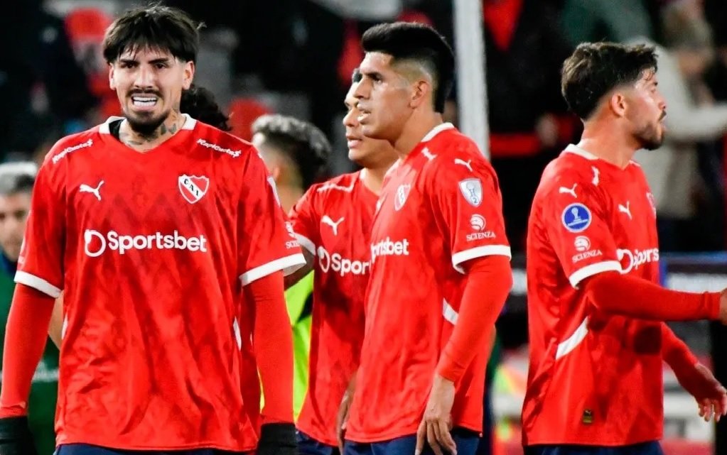 Horas decisivas para Independiente y U. de Chile: ¿los dos afuera?