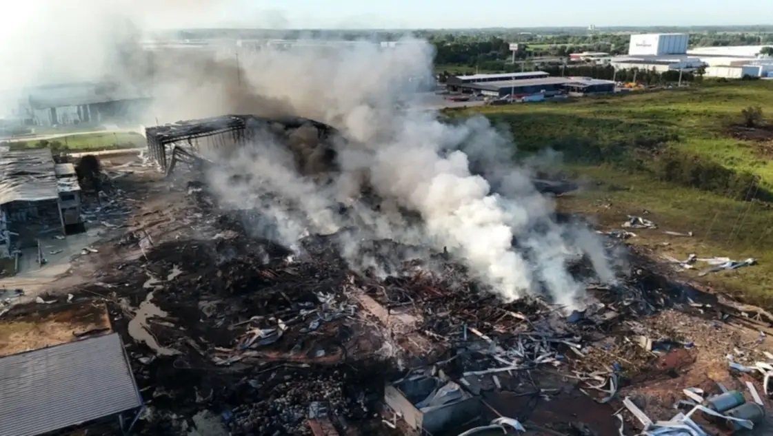 Devastador incendio en Ezeiza: aumenta la tensión