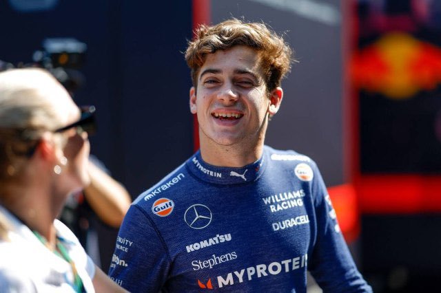 Colapinto desembarca en Singapur y empieza a definir su futuro en la F1